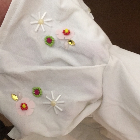 Floral ๐ธ Bead Design Blouse ๐ - Picture 4 of 6